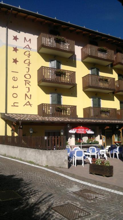 Albergo Maggiorina Bezzecca Eksteriør bilde